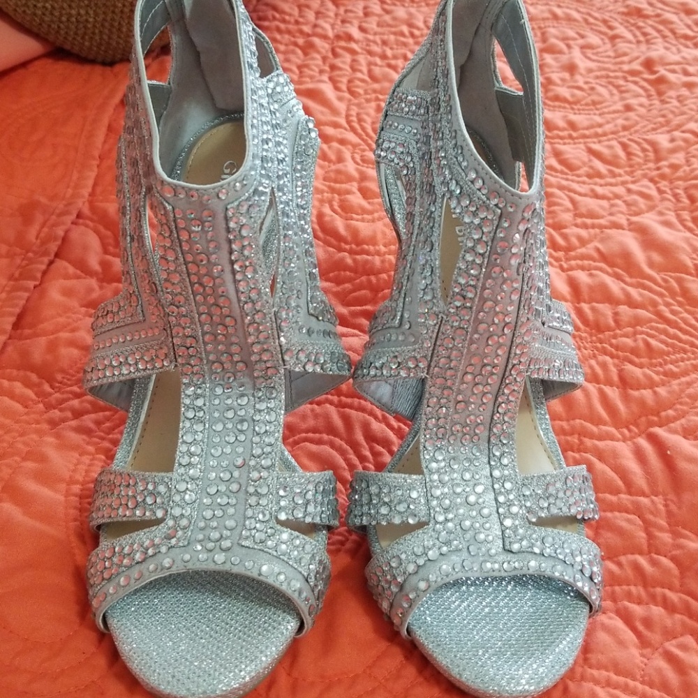 Dress shoes